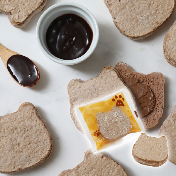 にゃんともおいしいダックワーズ チョコ