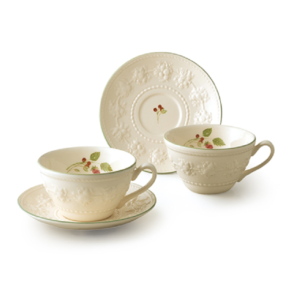 WEDGWOOD カップ&ソーサー　フェスティビティ4客セット　ウエッジウッド